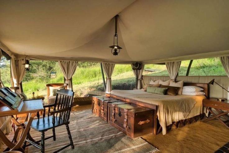 Serengeti lodge guest room accommodation