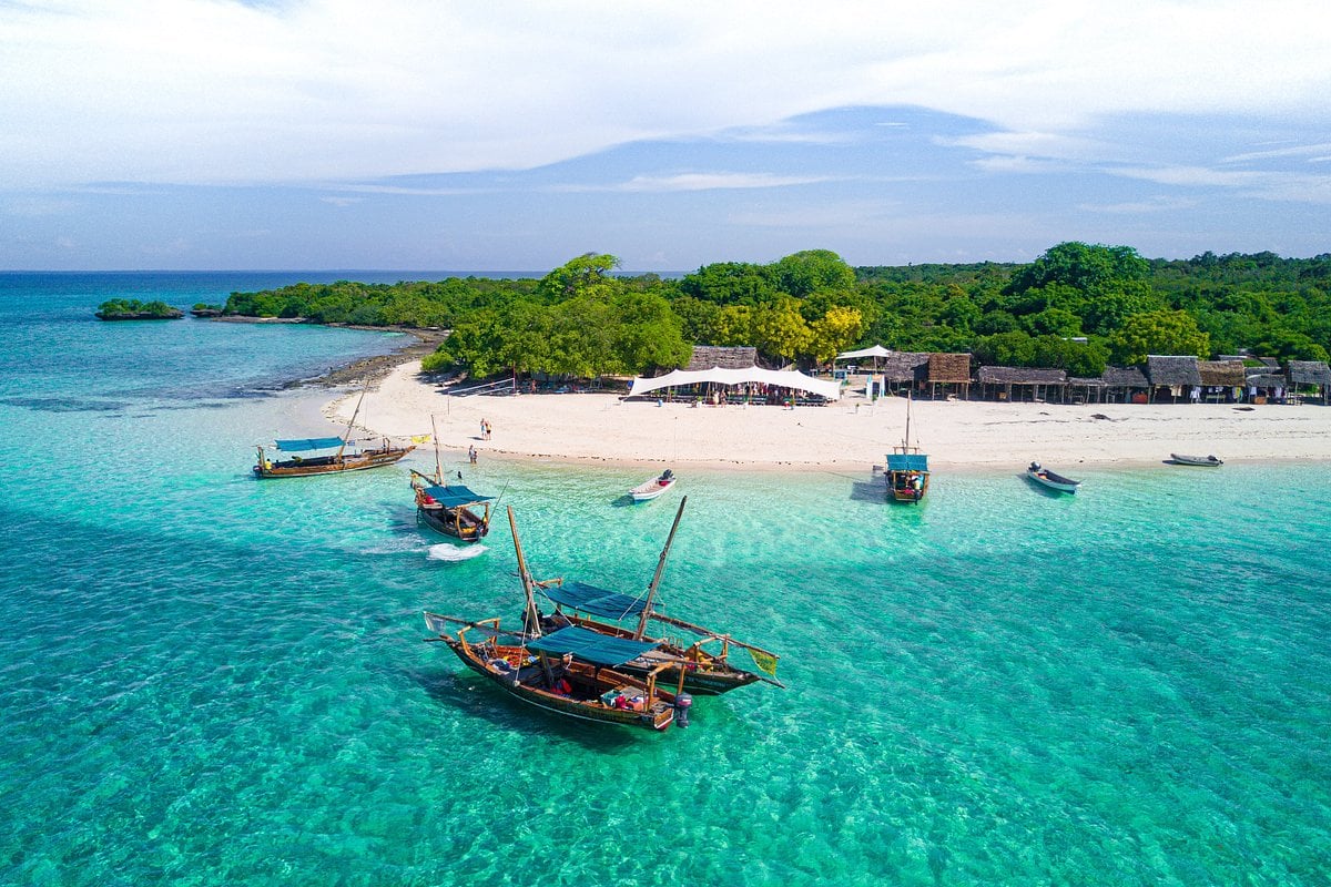 Zanzibar beach along the Zanzibar to Serengeti fly-in safari route